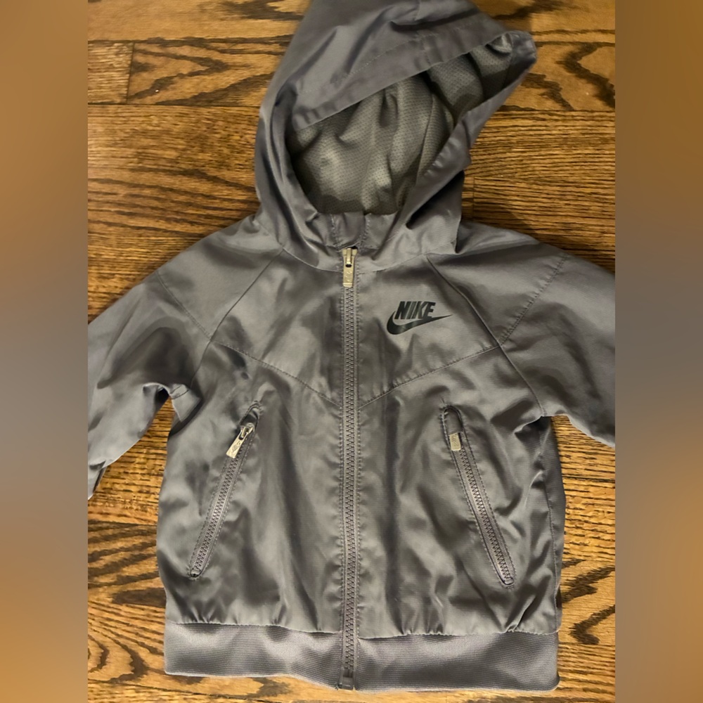 Nike hooded zip up jacket in gray 2T